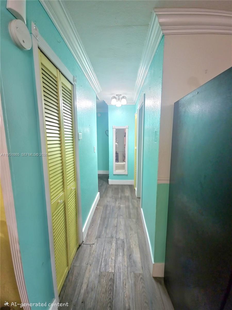 CAROL CITY LAKE STEVEN ES - Residential