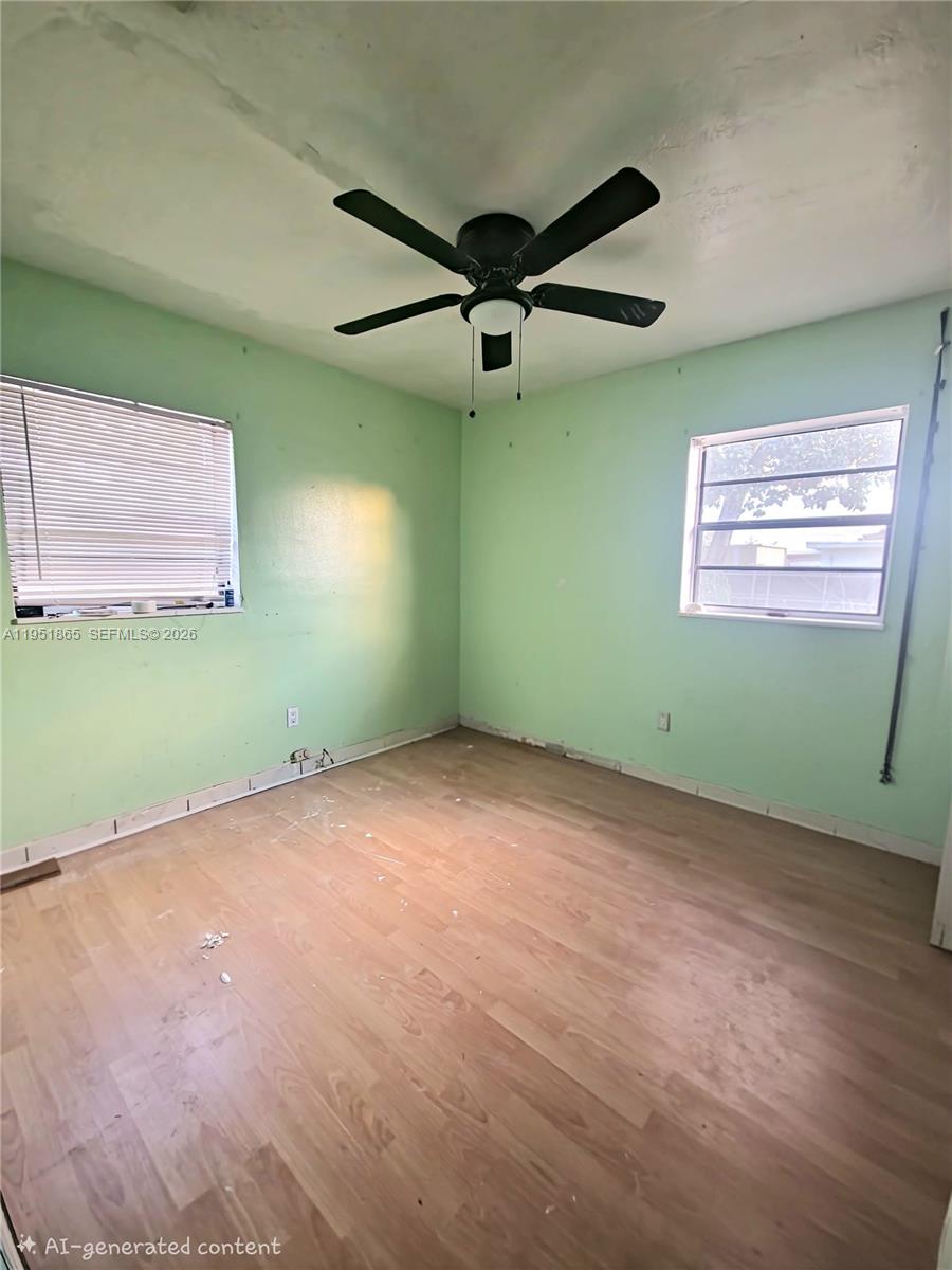 CAROL CITY LAKE STEVEN ES - Residential