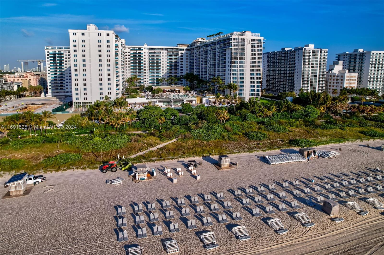 RONEY PALACE CONDO - Residential