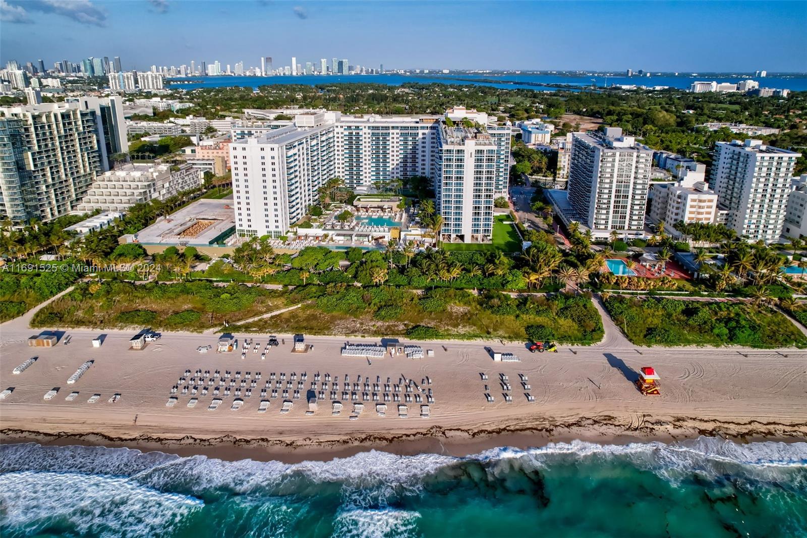RONEY PALACE CONDO - Residential