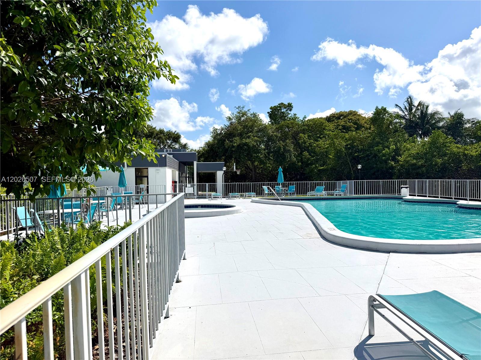 RIVERWOOD SEC 3 - Residential