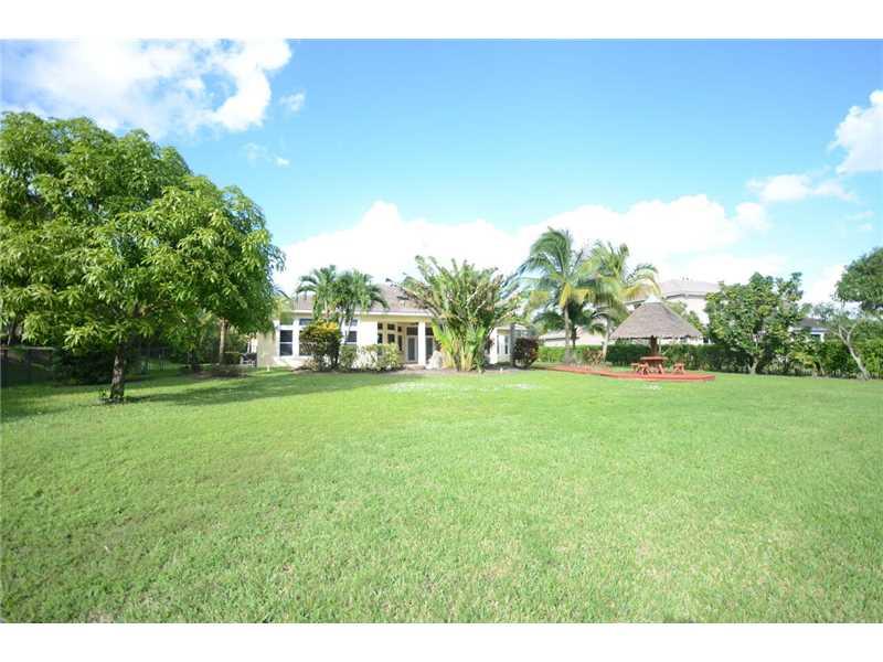 RIVERSTONE 172-111 B - Residential