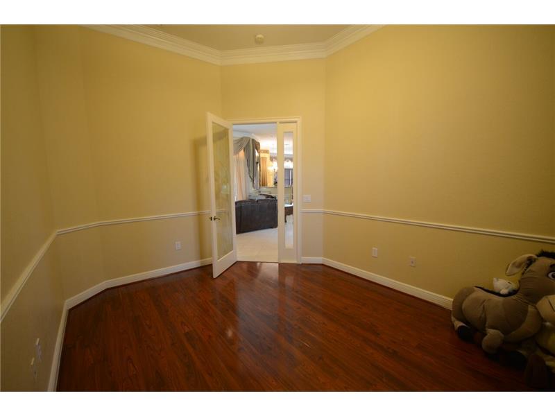 RIVERSTONE 172-111 B - Residential