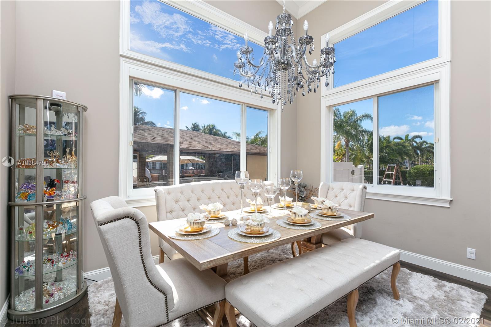 HOLLYWOOD GOLF ESTATES SE - Residential