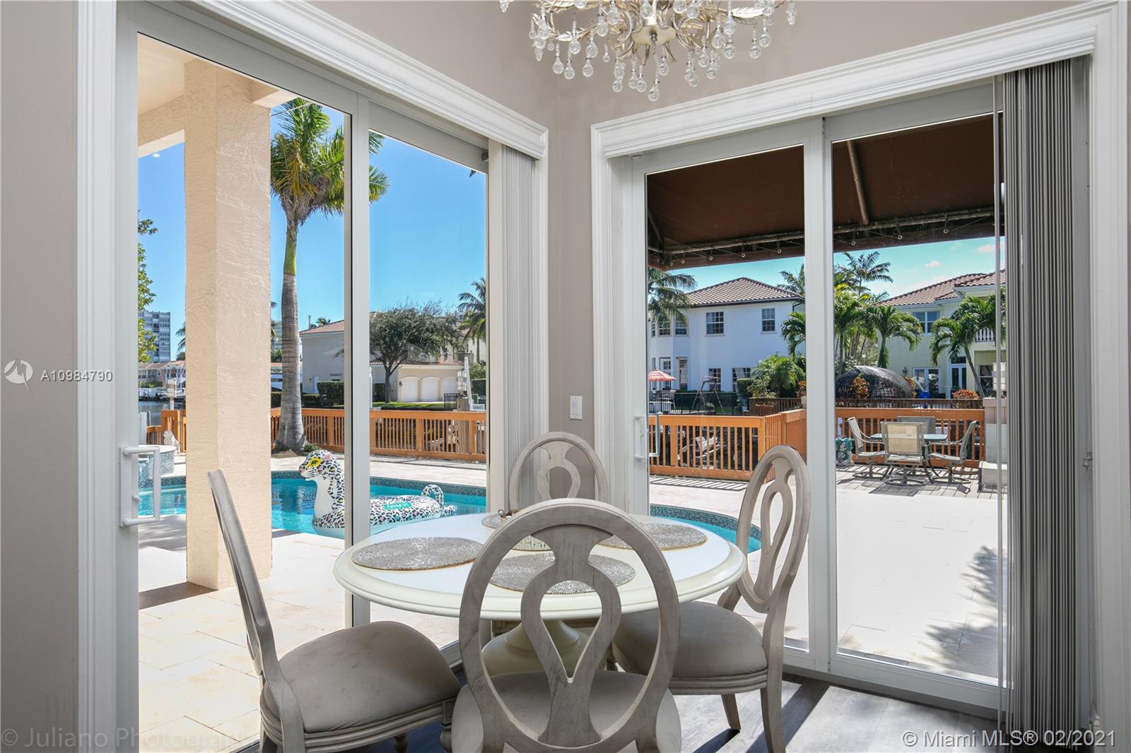 HOLLYWOOD GOLF ESTATES SE - Residential