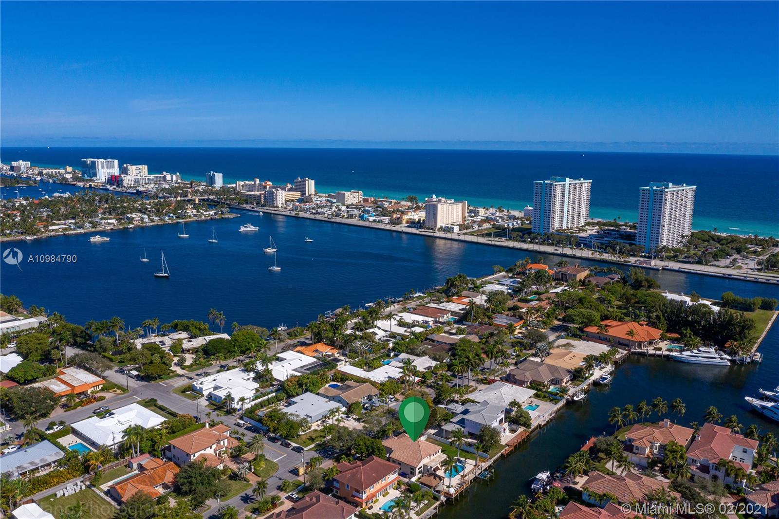 HOLLYWOOD GOLF ESTATES SE - Residential