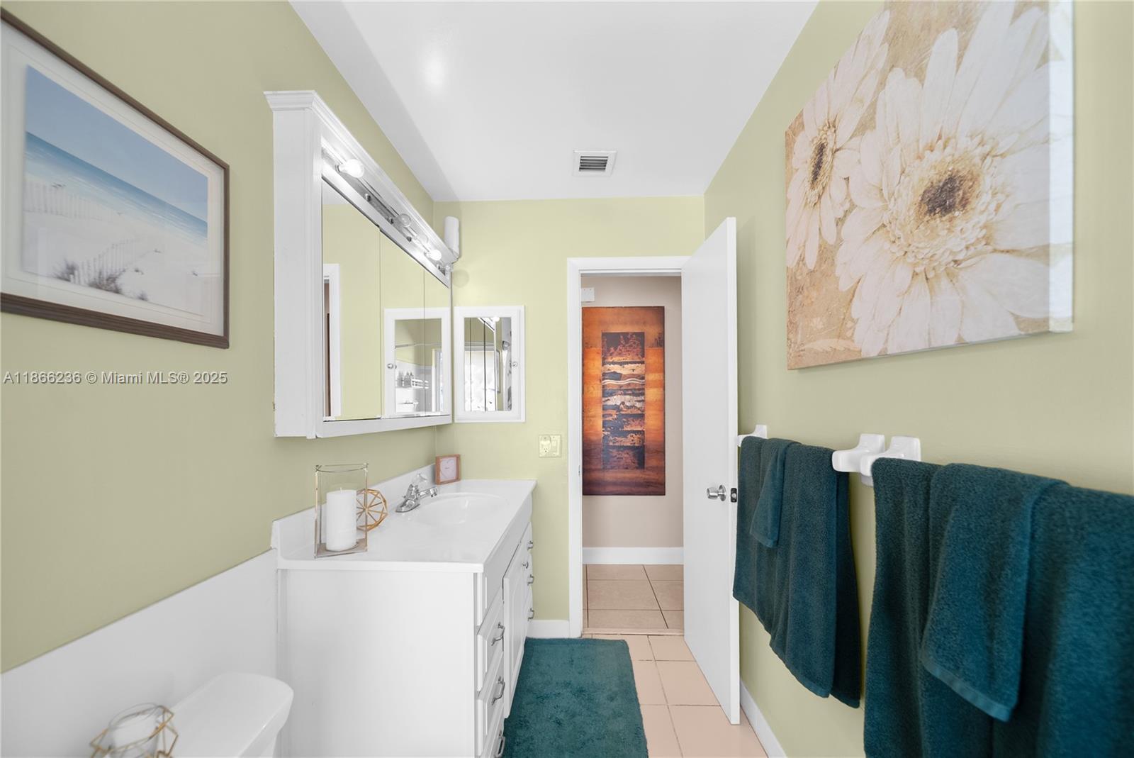 ROYAL PALM ACRES THIRD SE - Residential