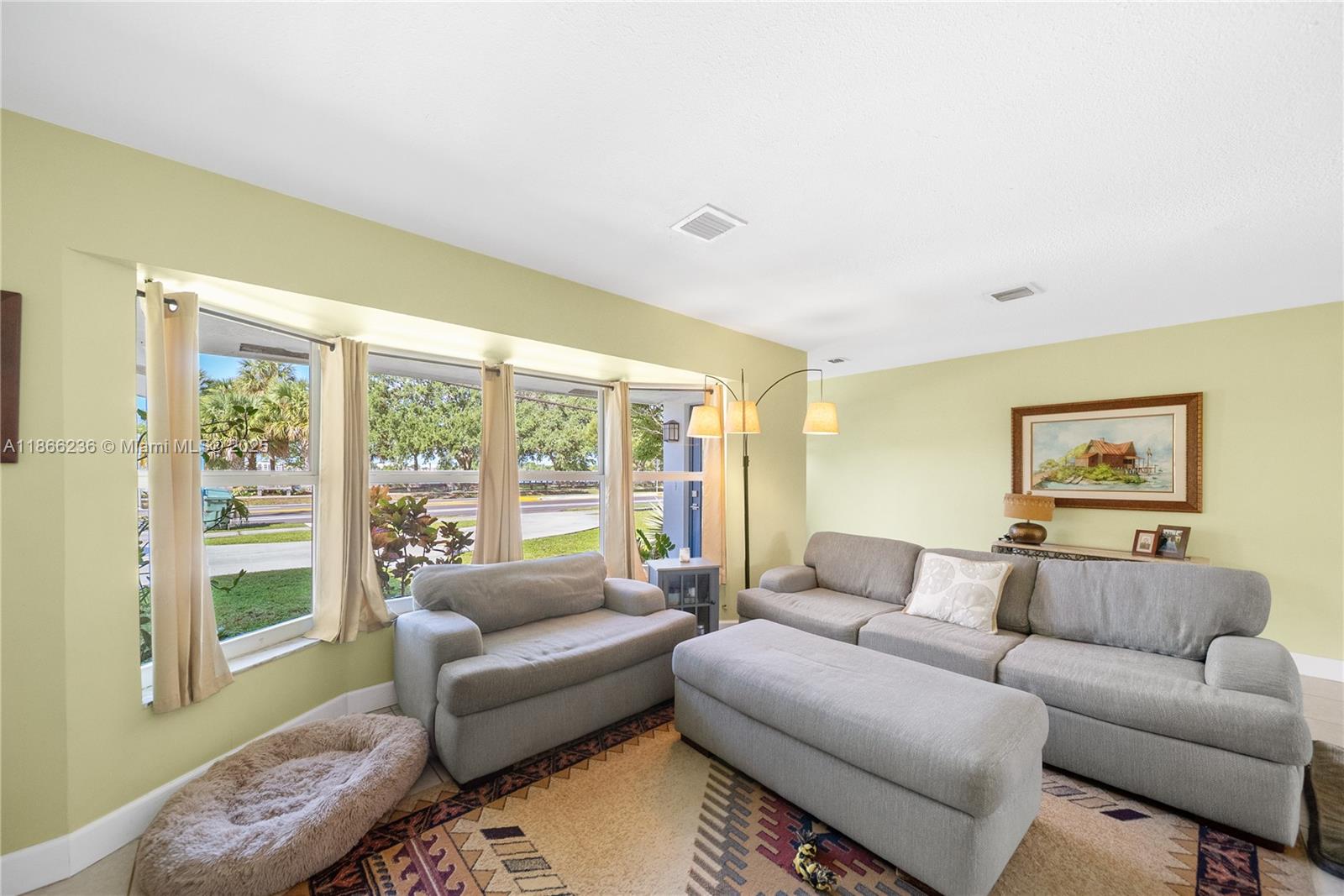 ROYAL PALM ACRES THIRD SE - Residential