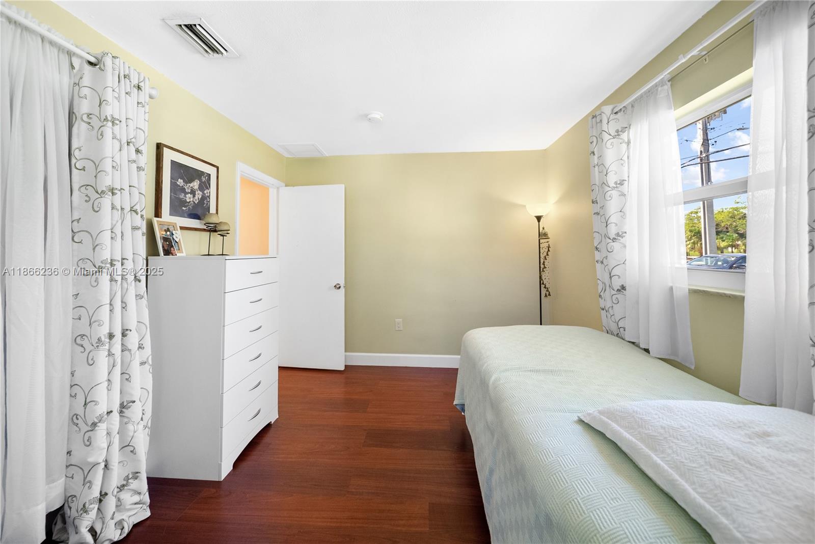 ROYAL PALM ACRES THIRD SE - Residential