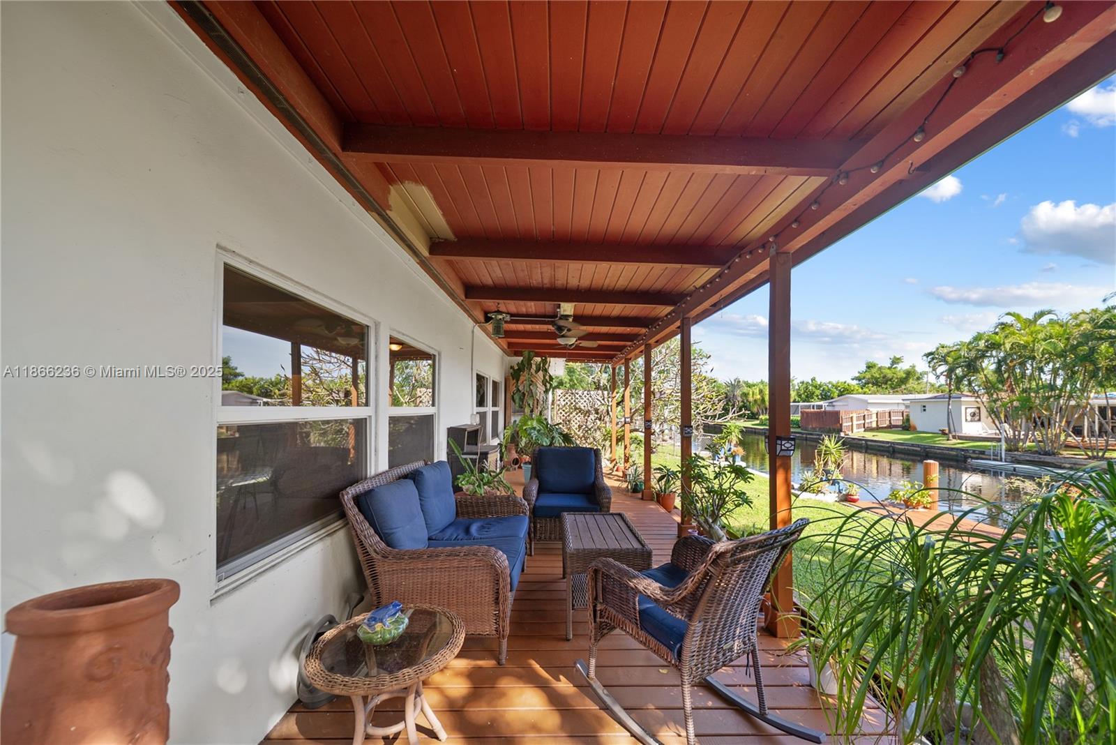 ROYAL PALM ACRES THIRD SE - Residential