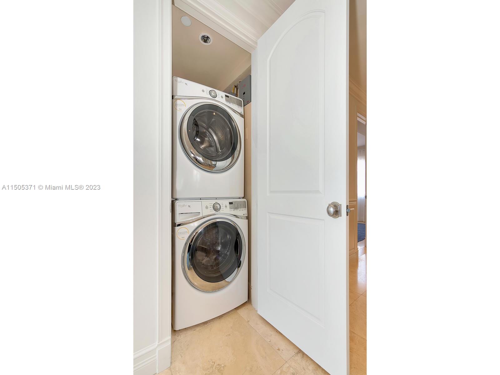 SEASIDE VILLAGE - Residential Lease