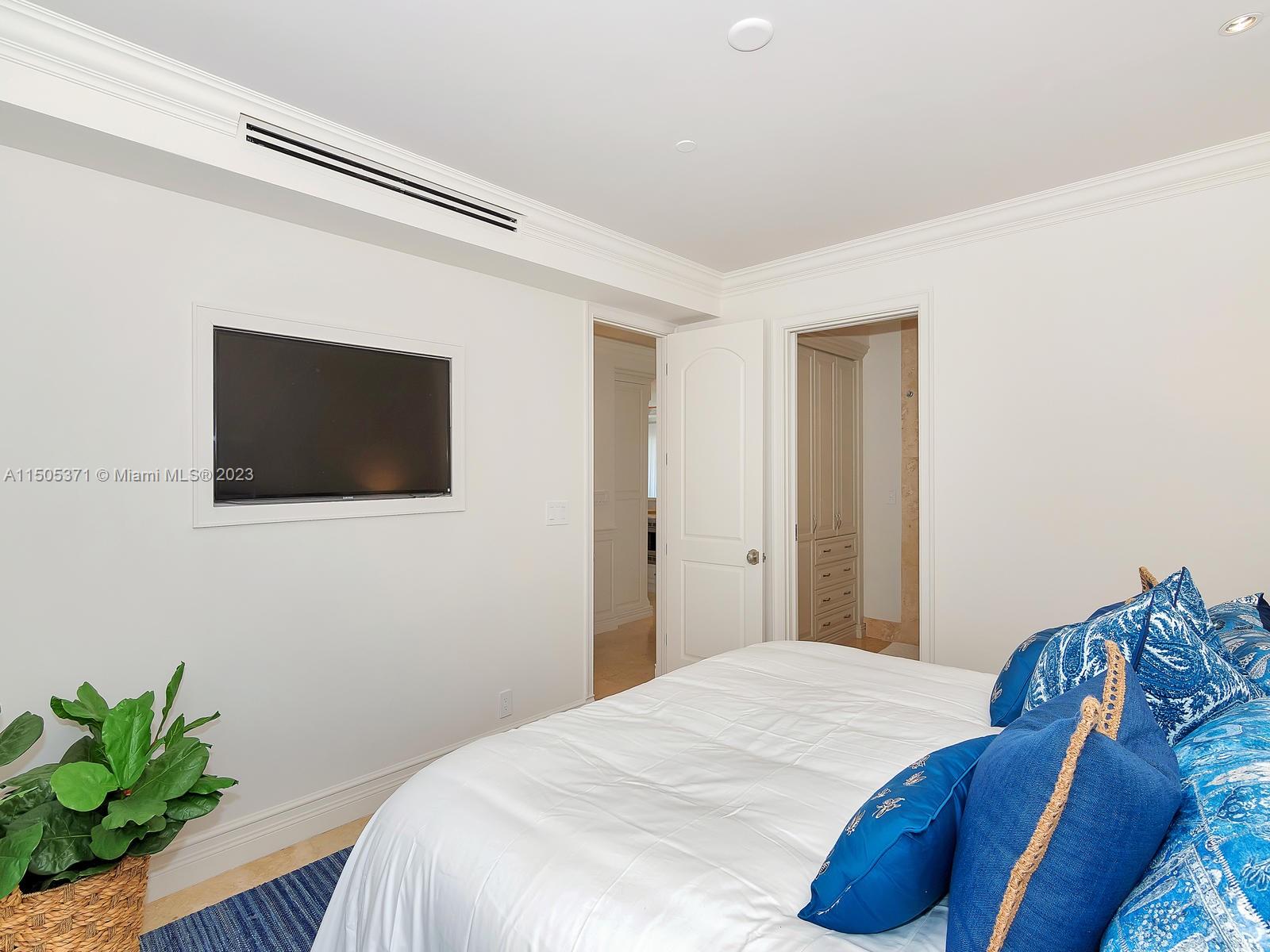 SEASIDE VILLAGE - Residential Lease