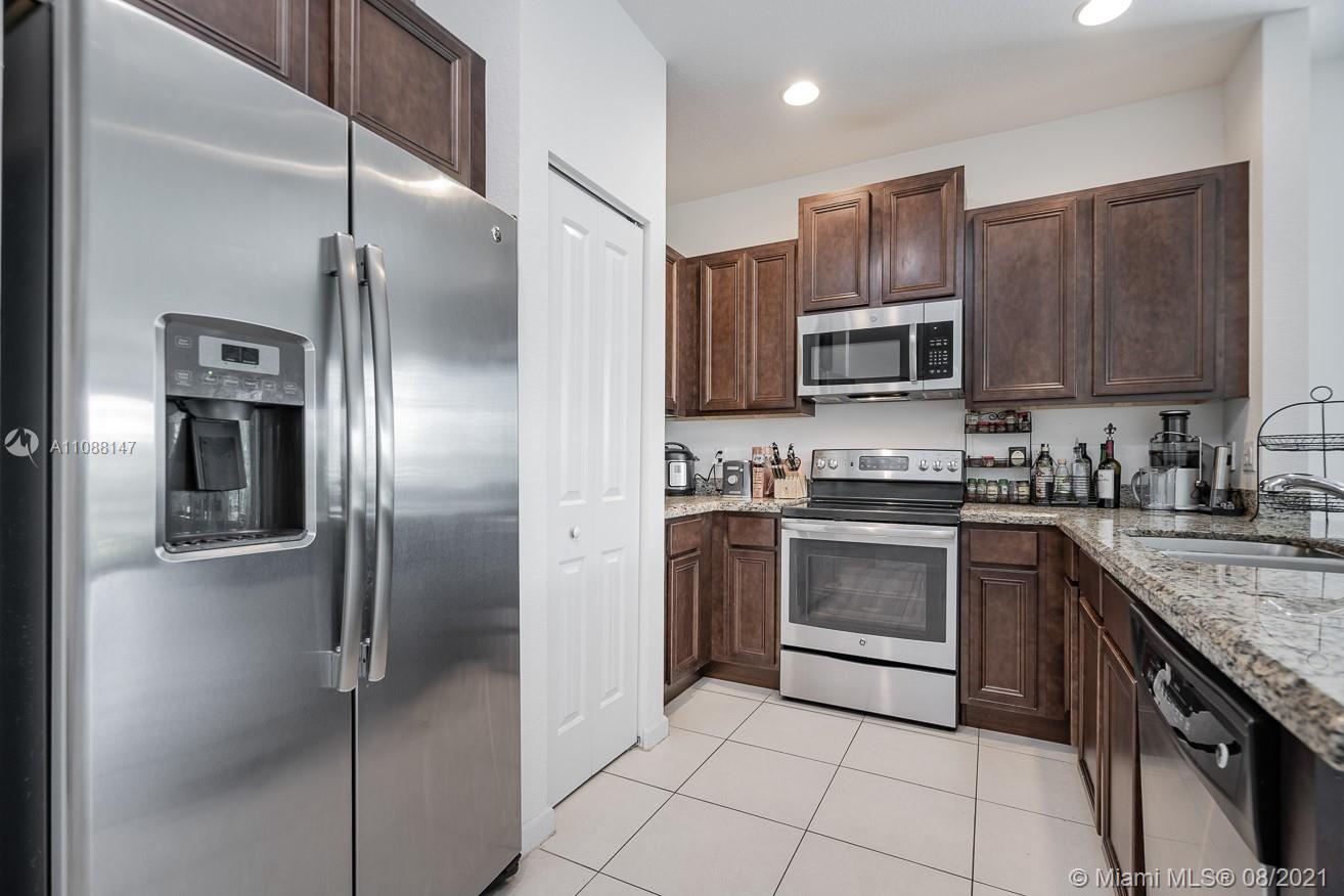 DIXIE LANDMARK PLAT - Residential