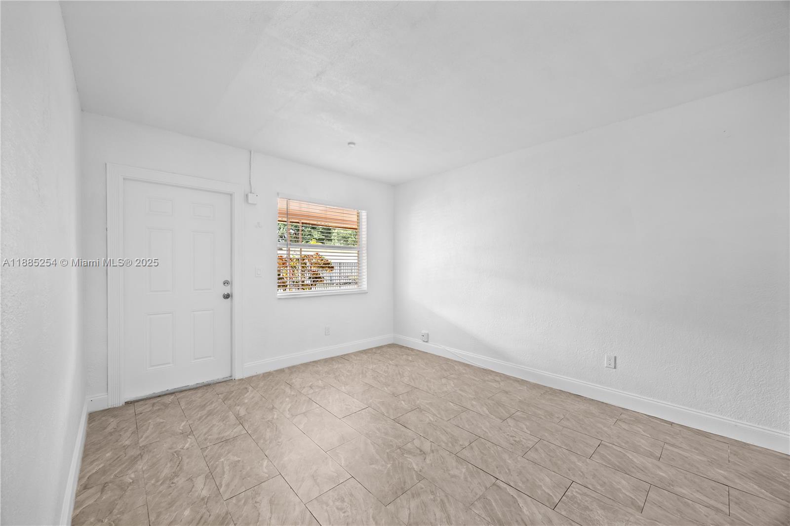 MIAMI GARDENS ESTATES SEC - Residential Lease