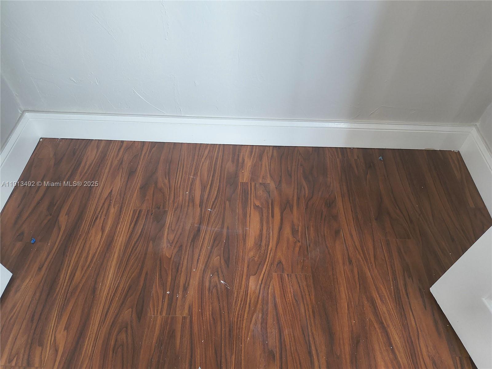 DADELAND PLACE CONDO - Residential Lease