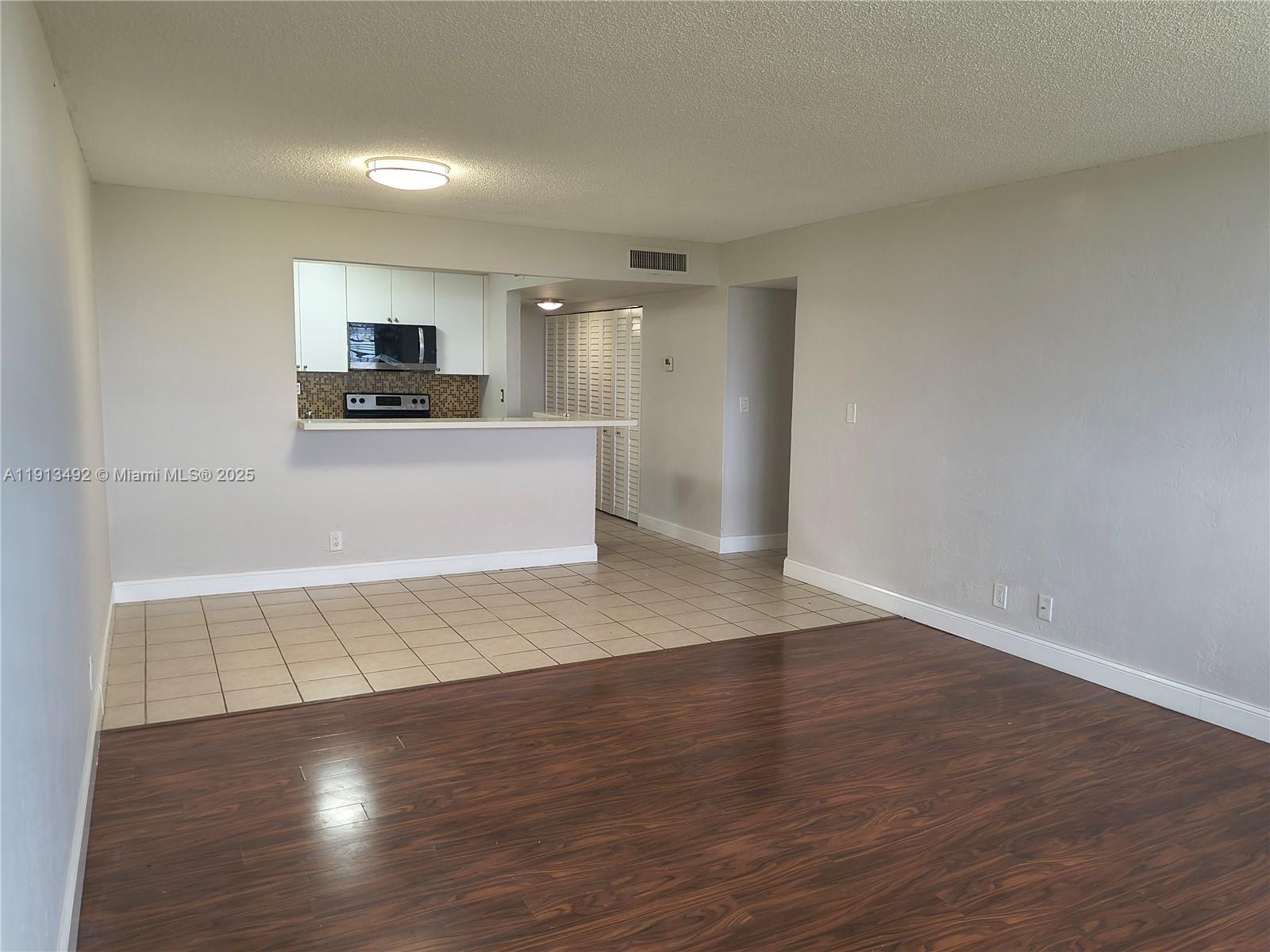 DADELAND PLACE CONDO - Residential Lease