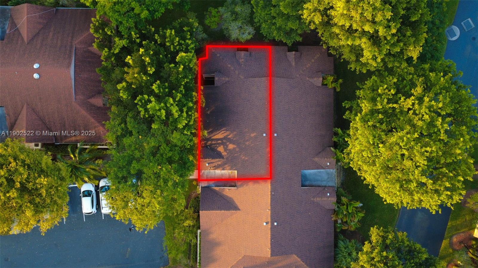 DORAL PK CO CLUB VILLAS C - Residential