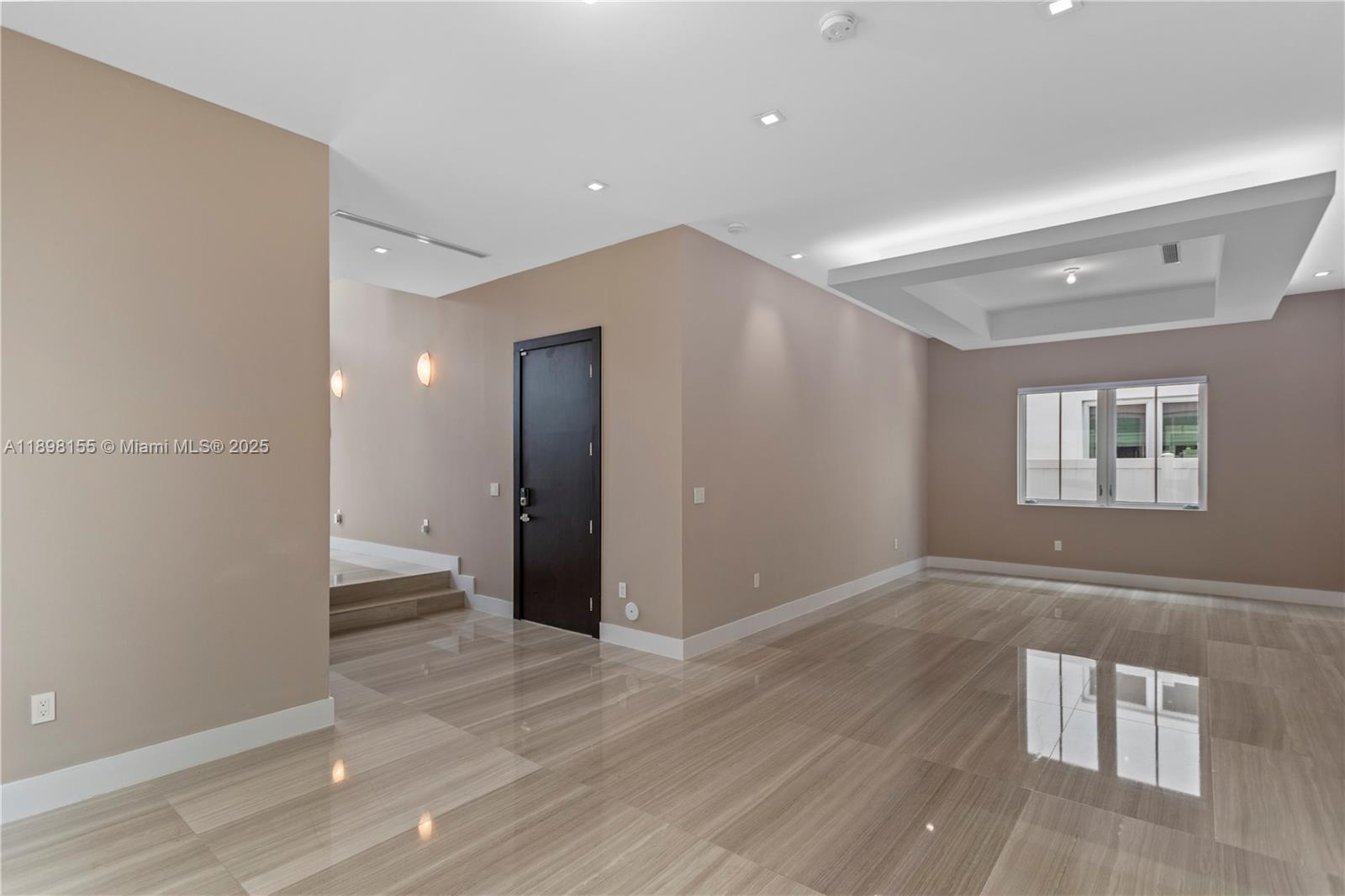 OASIS PARK SQUARE AT DORA - Residential Lease