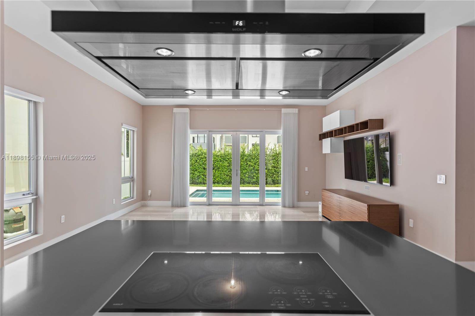 OASIS PARK SQUARE AT DORA - Residential Lease