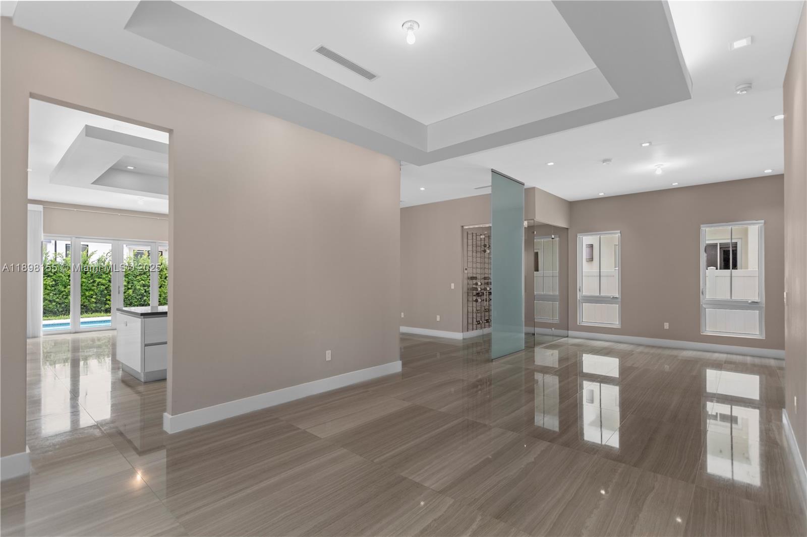 OASIS PARK SQUARE AT DORA - Residential Lease