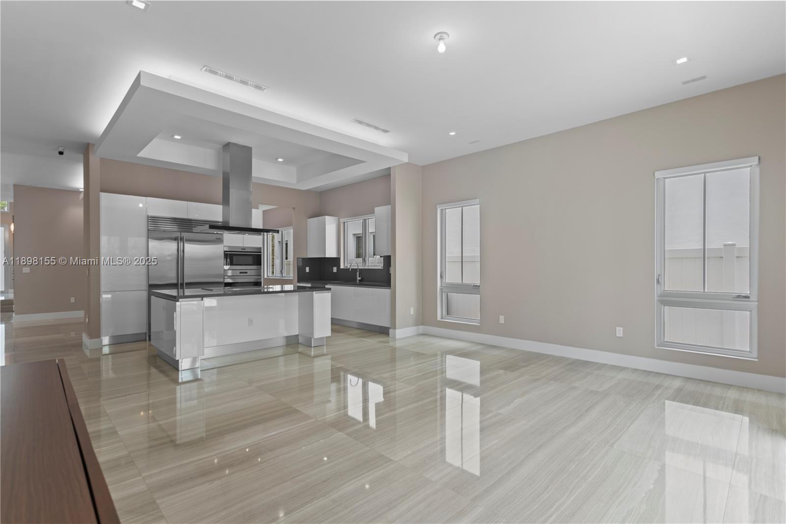 OASIS PARK SQUARE AT DORA - Residential Lease