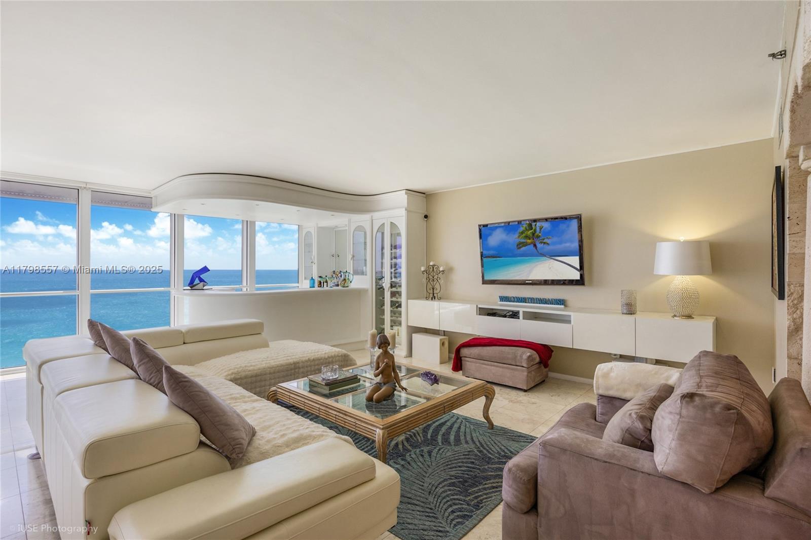 16445 Collins Ave 1426