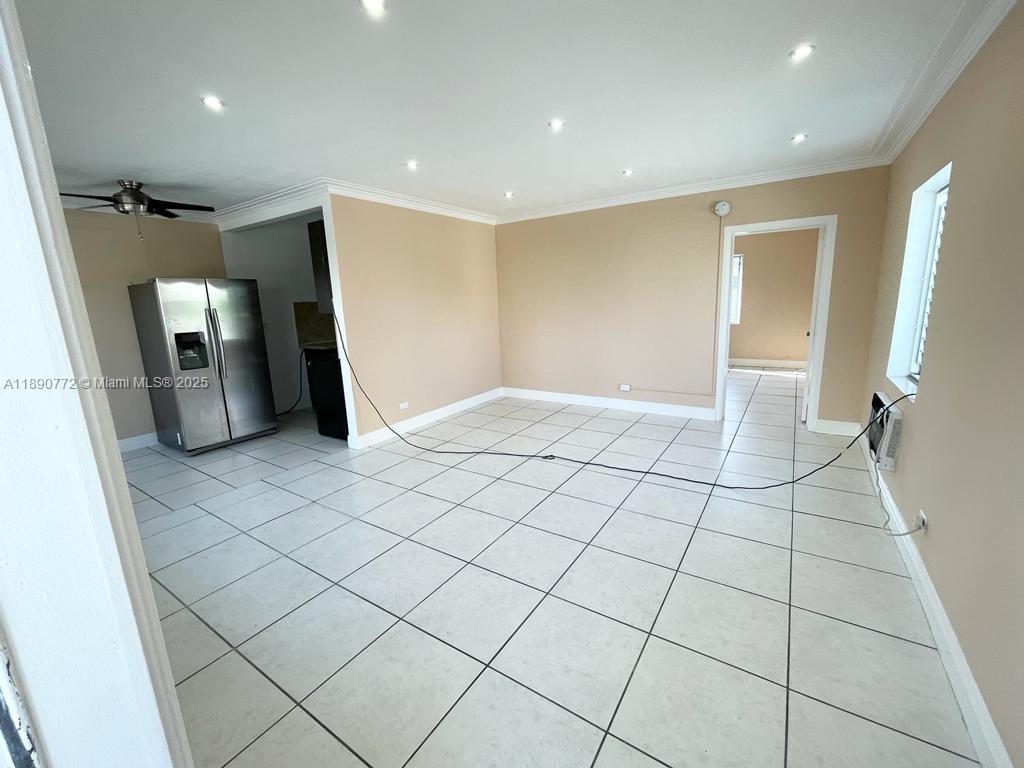 BEACH BAY SUB - Residential Lease