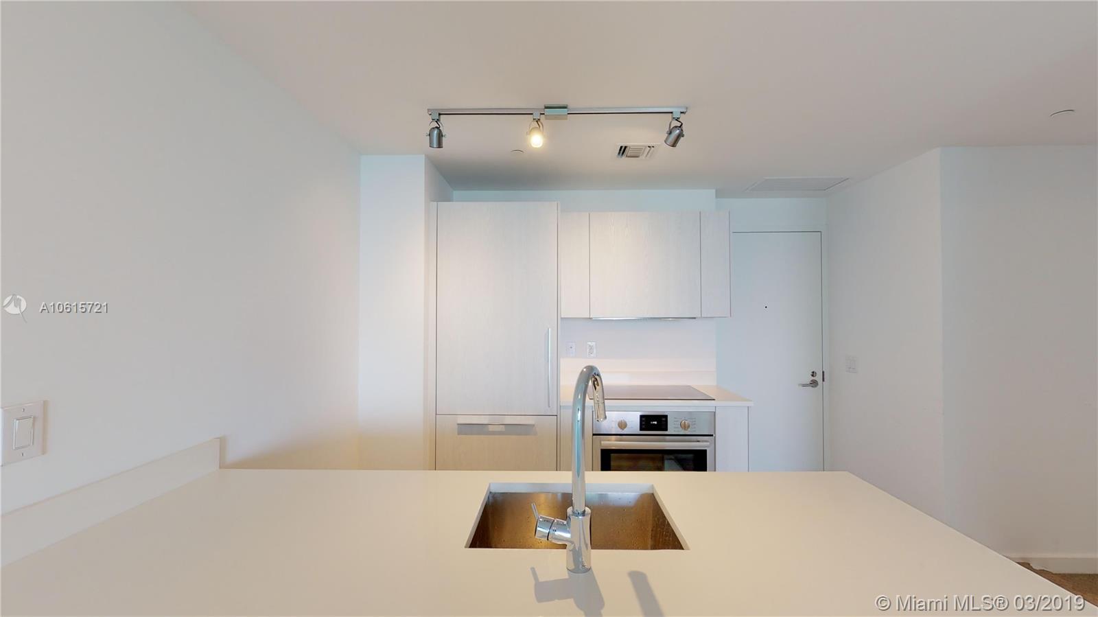 PARAISO BAYVIEWS CONDO - Residential Lease