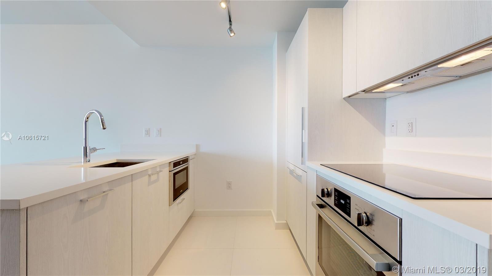 PARAISO BAYVIEWS CONDO - Residential Lease
