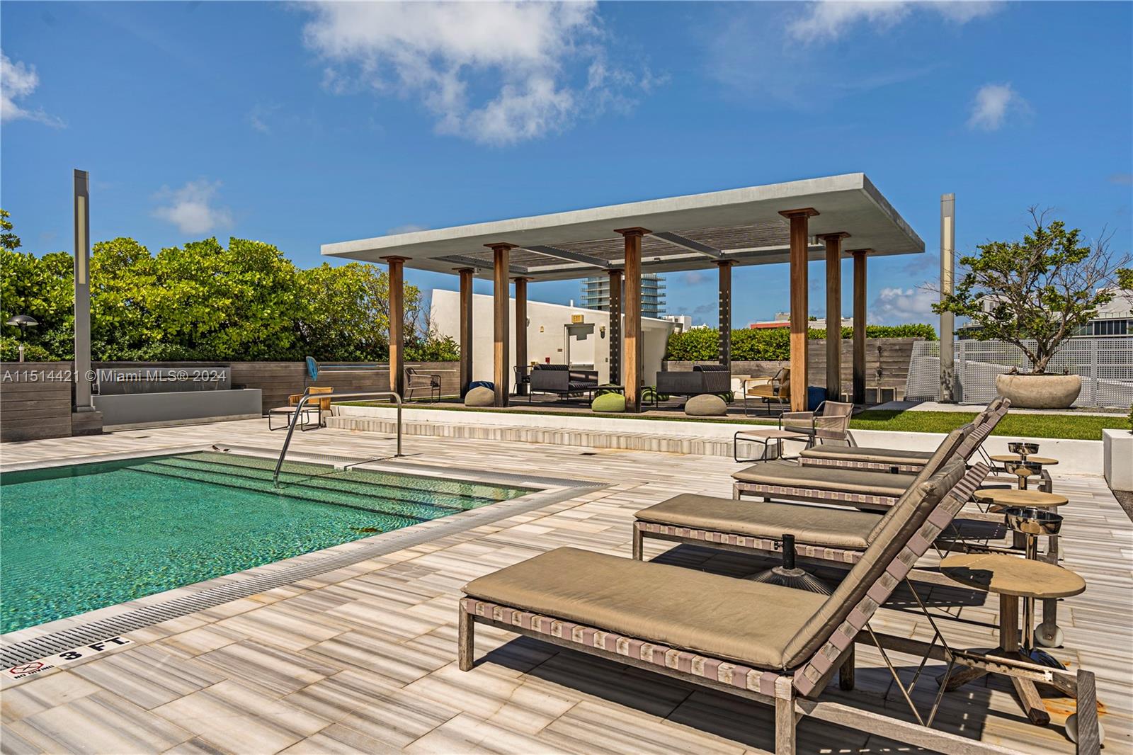 MAREA CONDO - Residential