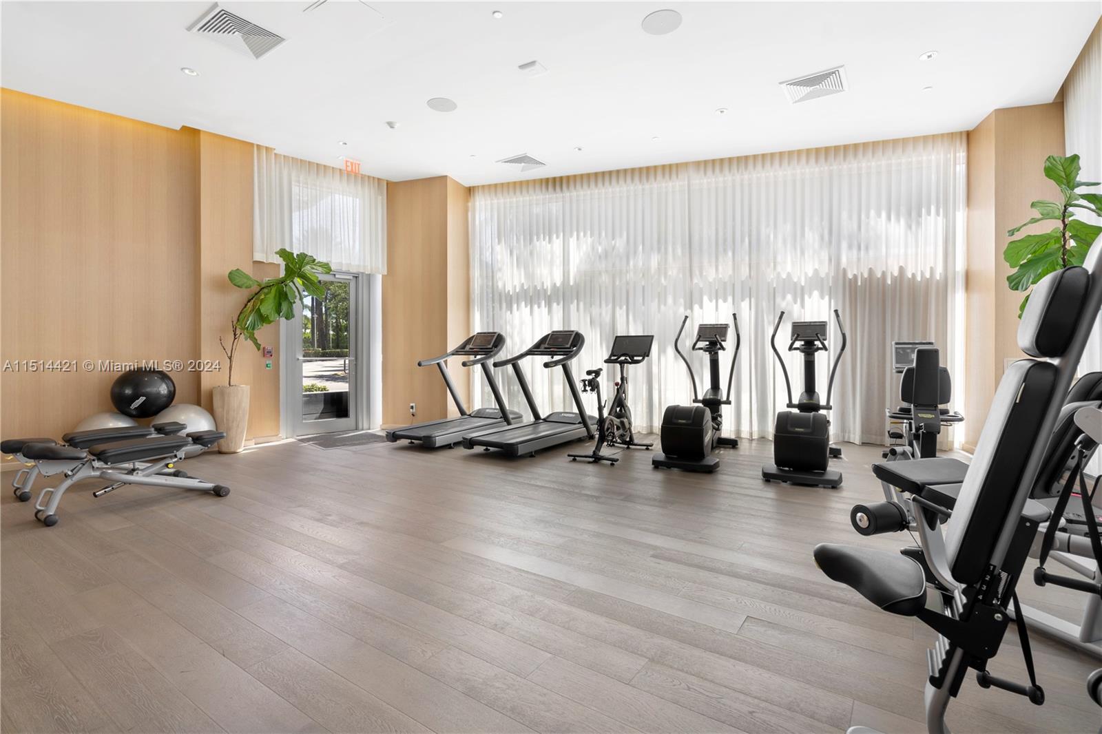 MAREA CONDO - Residential