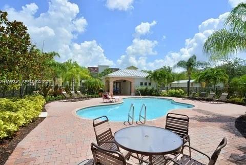 PROMENADE AT TRADITION NO - Residential