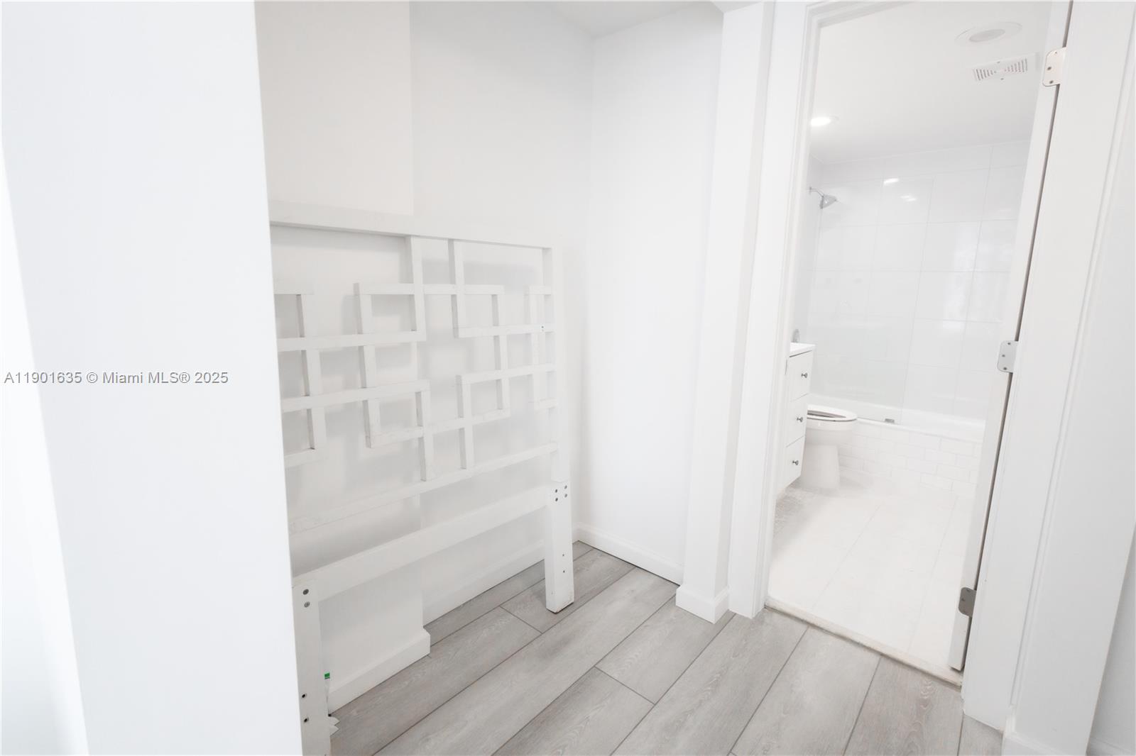 OCEAN SUMMIT CONDO - Residential Lease