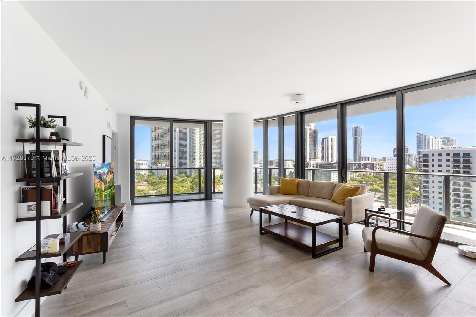 Best Line in the Building!! - East and South East views!! HYDE Midtown is situated in the heart of Midtown Miami.
It was designed by the internationally-acclaimed Arquitectonica with chic, sophisticated, interior designs. The
building features spectacular amenities including an elevated 7th-floor resort deck boasting a heated pool and spa
with poolside cabanas surrounded by stunning landscaping and offering breathtaking bay and city views, a high-
tech fitness center, tennis court and exclusive on-demand concierge staff and services.