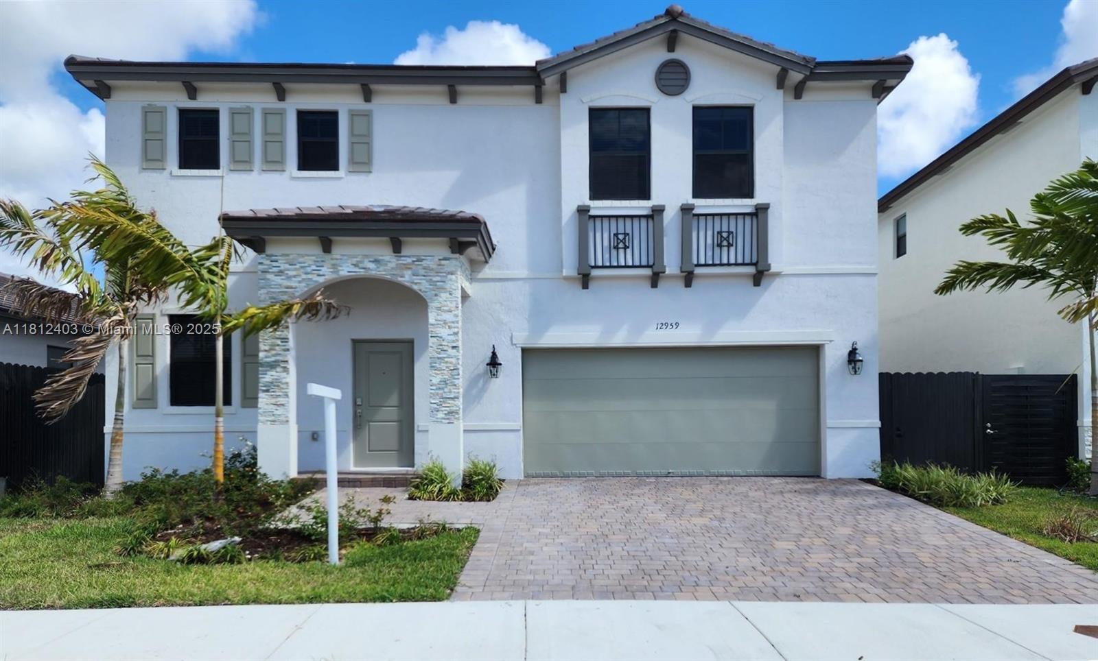 Address Not Disclosed, Miami, Broward County, Florida - 4 Bedrooms  
3 Bathrooms - 