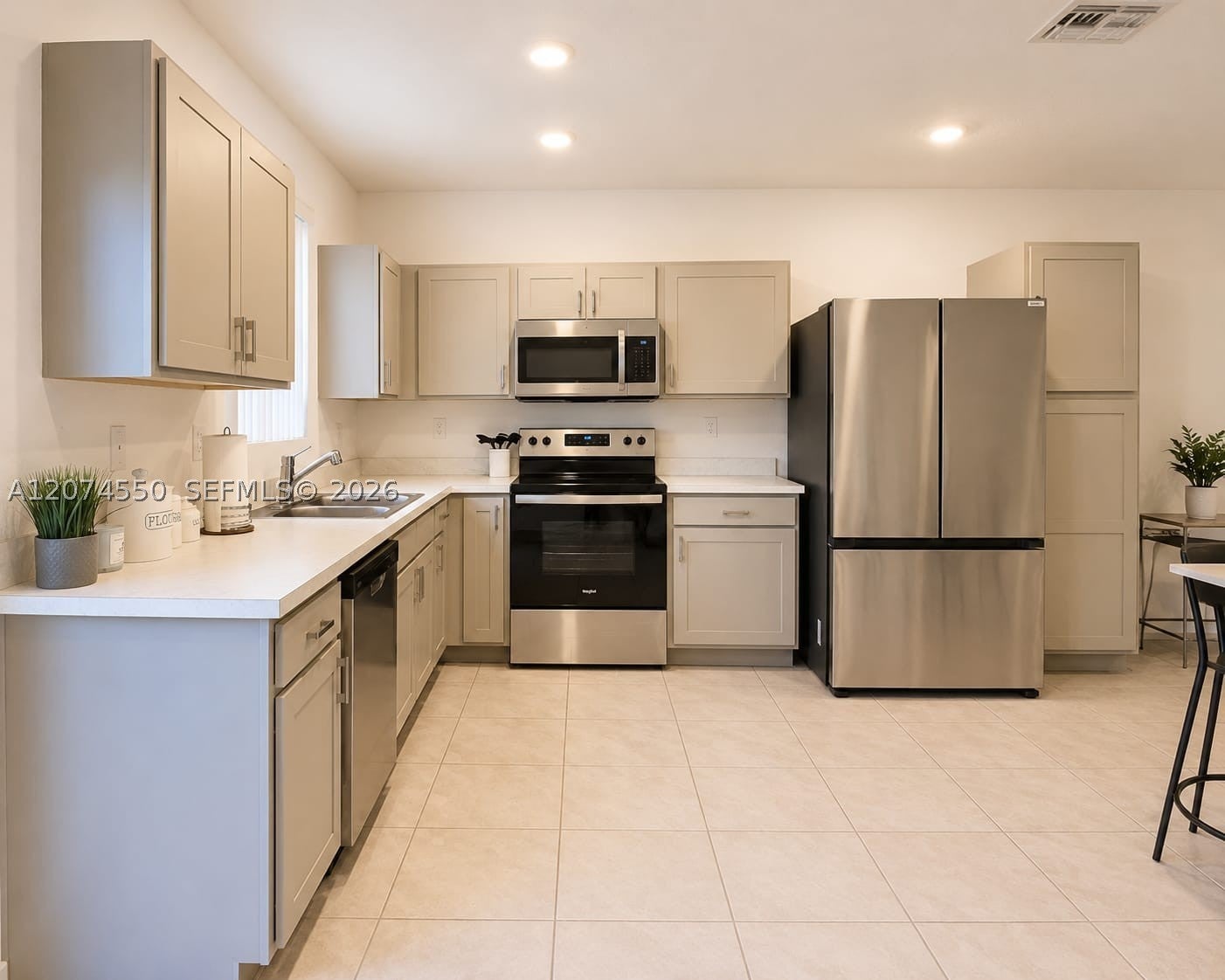 364 NW 8th Ct 364