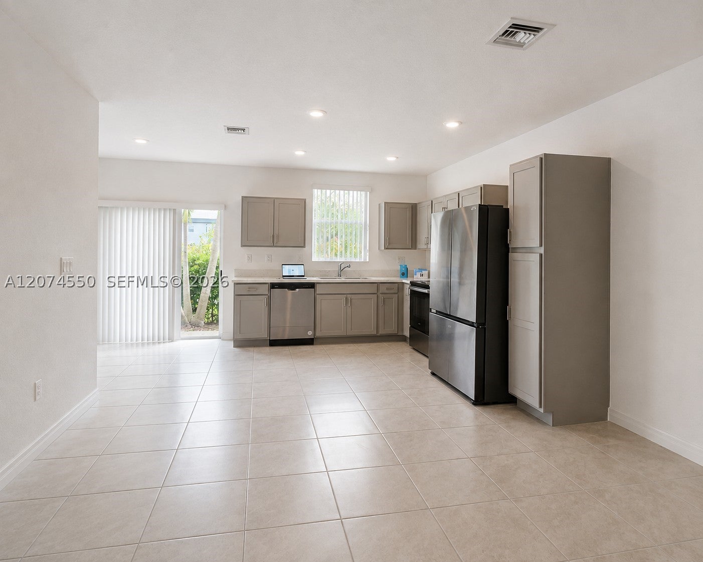 364 NW 8th Ct 364