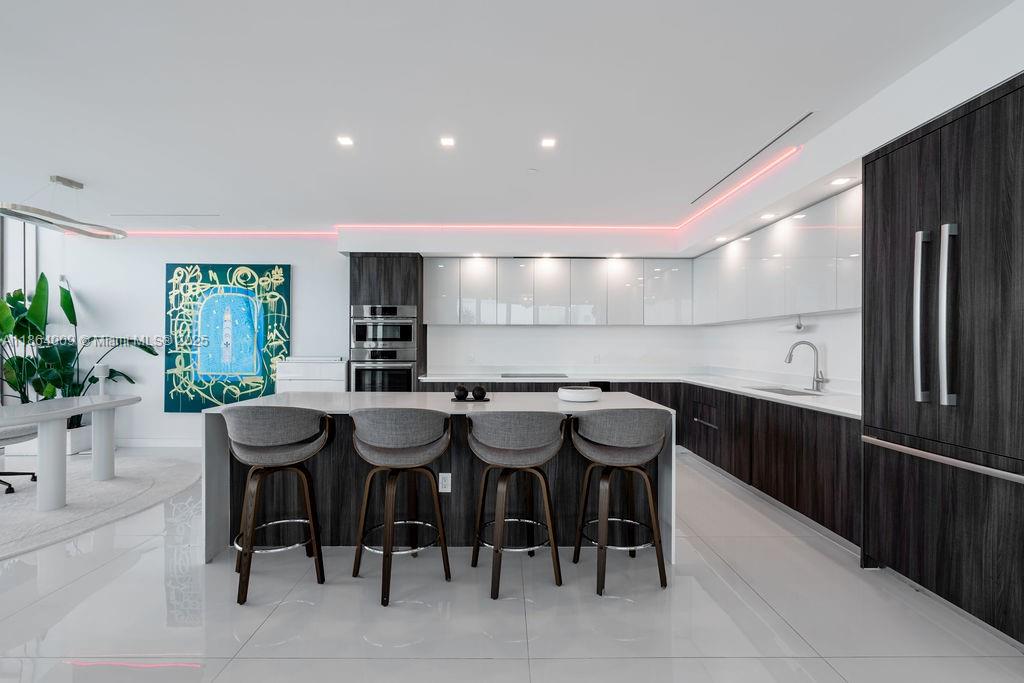 ARIA ON THE BAY CONDO - Residential Lease