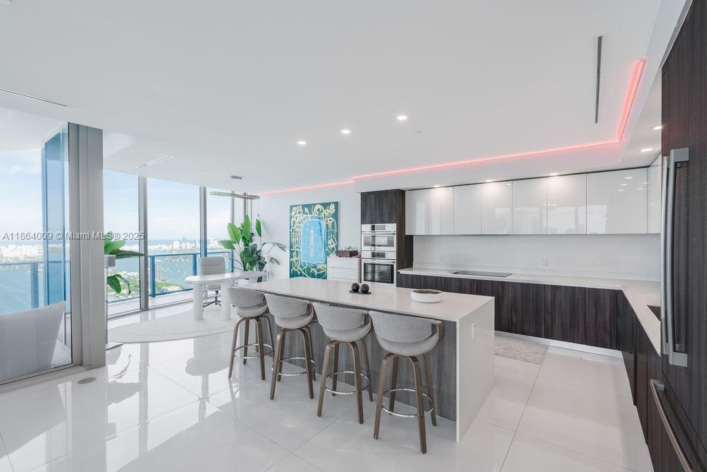 ARIA ON THE BAY CONDO - Residential Lease