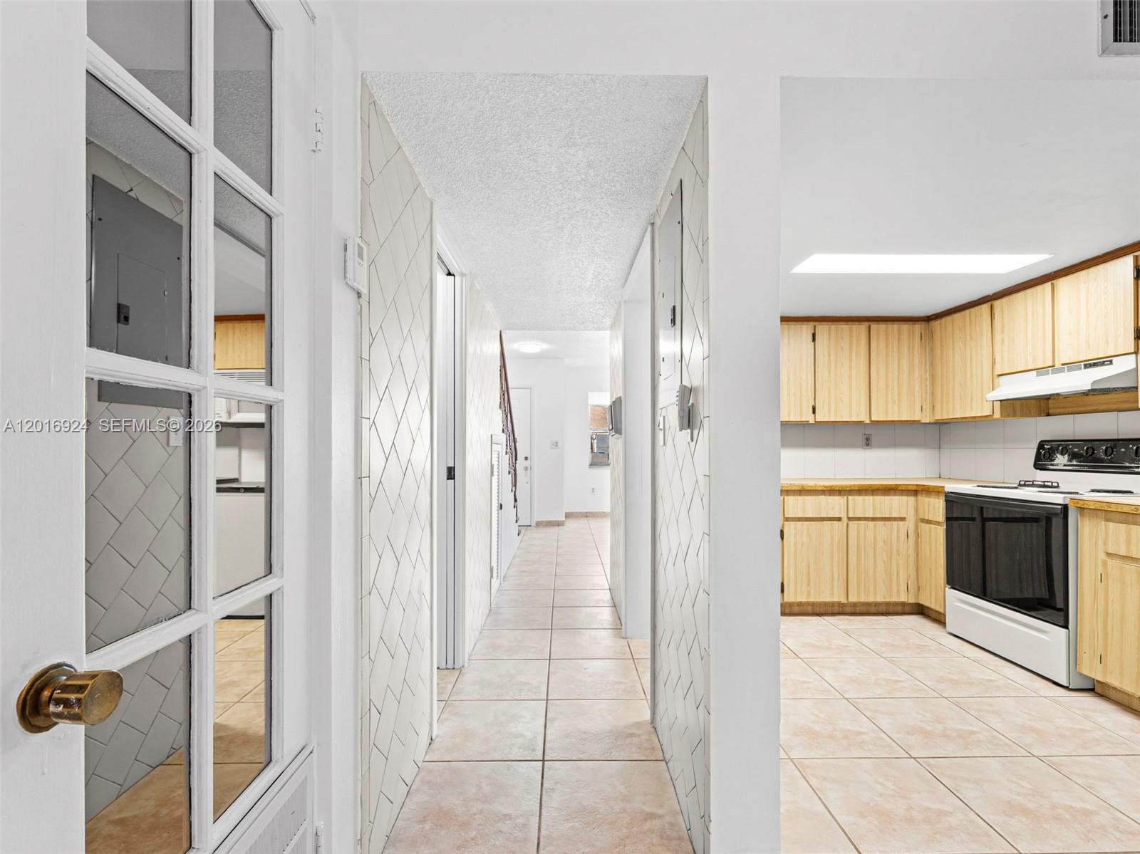 PARADISE VILLAS CONDO - Residential