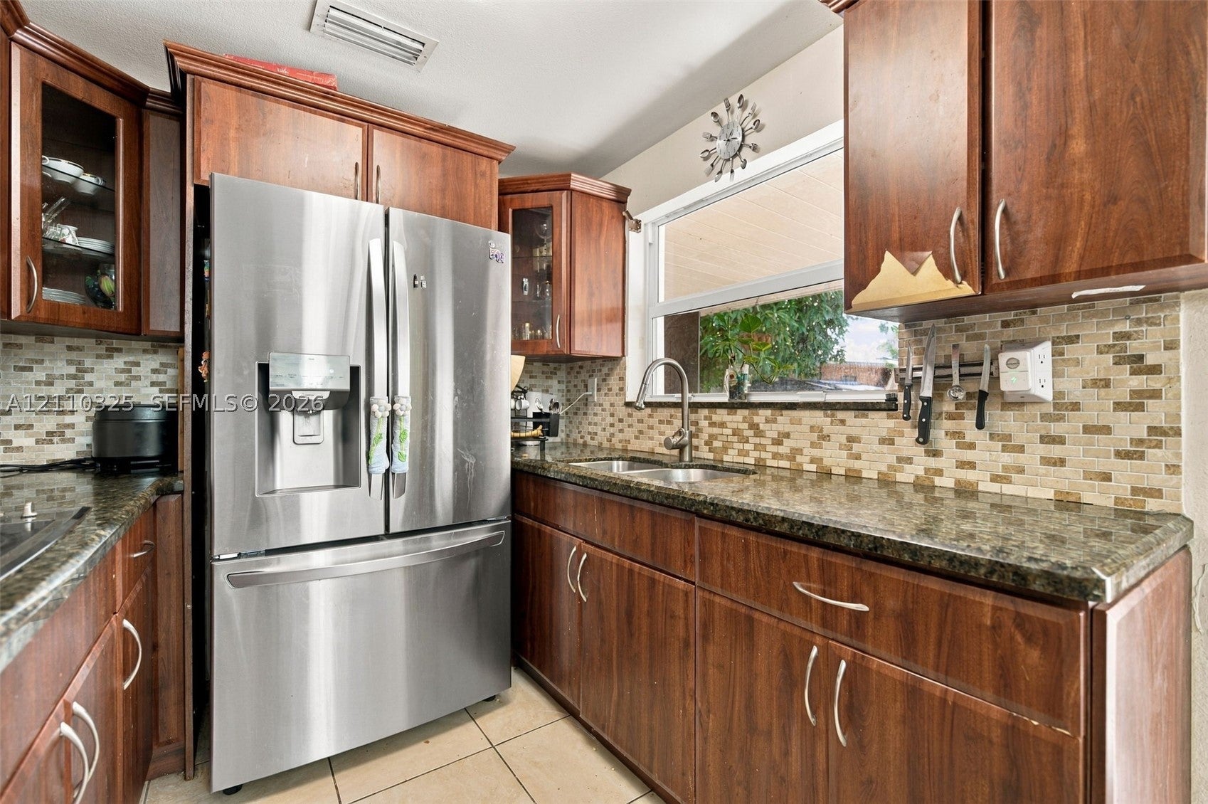 419 SE 3rd St, Hialeah FL 33010