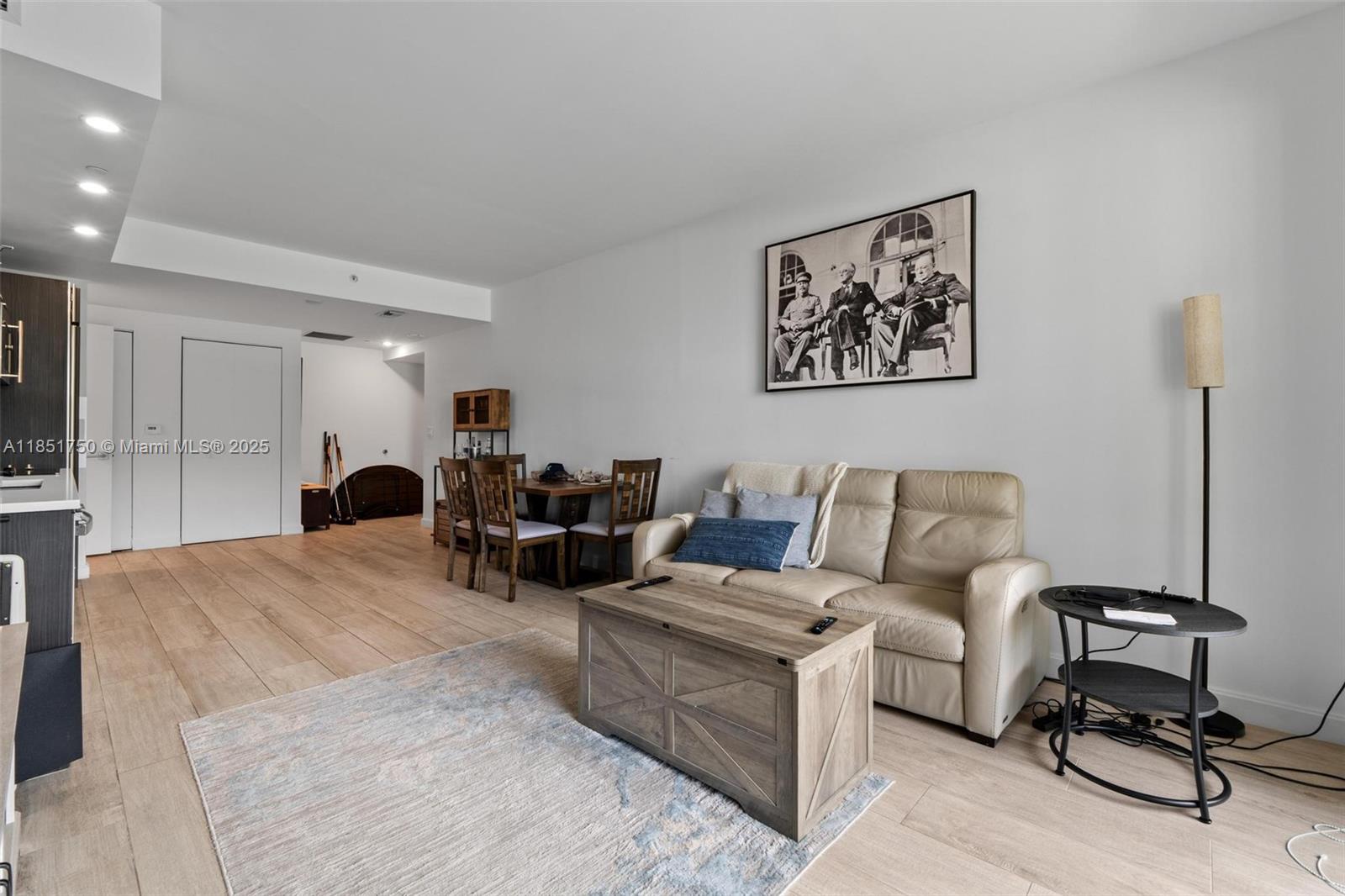 BRICKELL HEIGHTS EAST CON - Residential