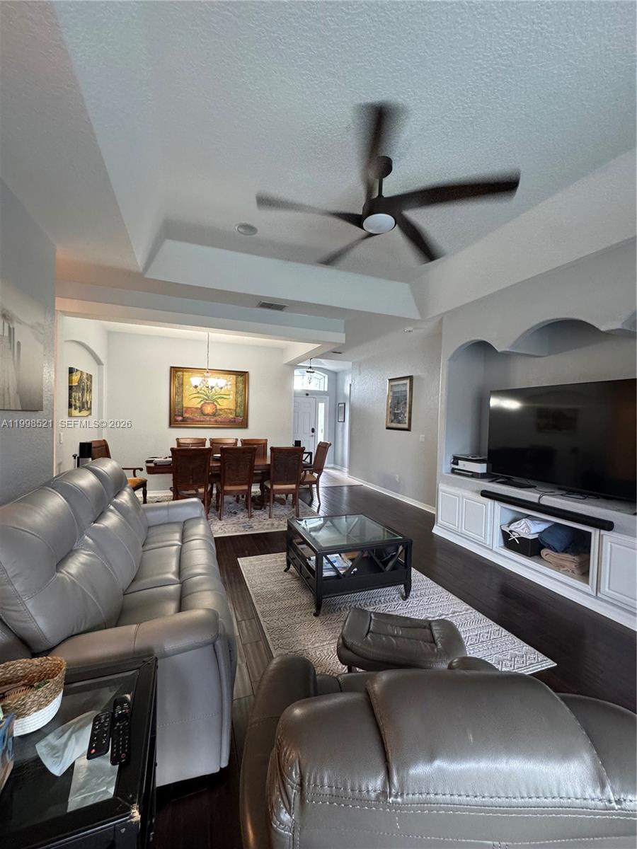 SPRUCE CREEK UT III-B SEC - Residential