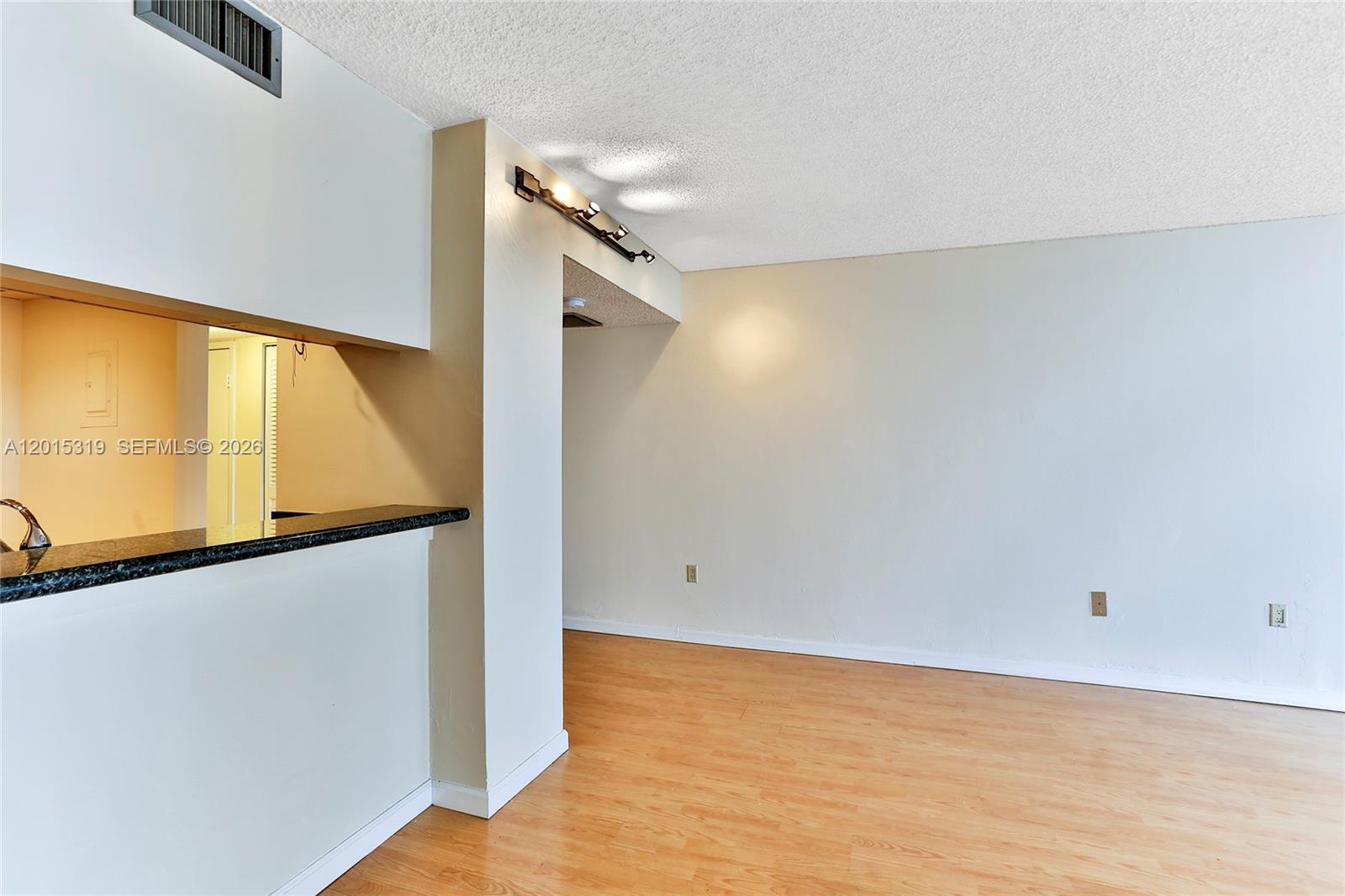 555 NE 15th St 10D