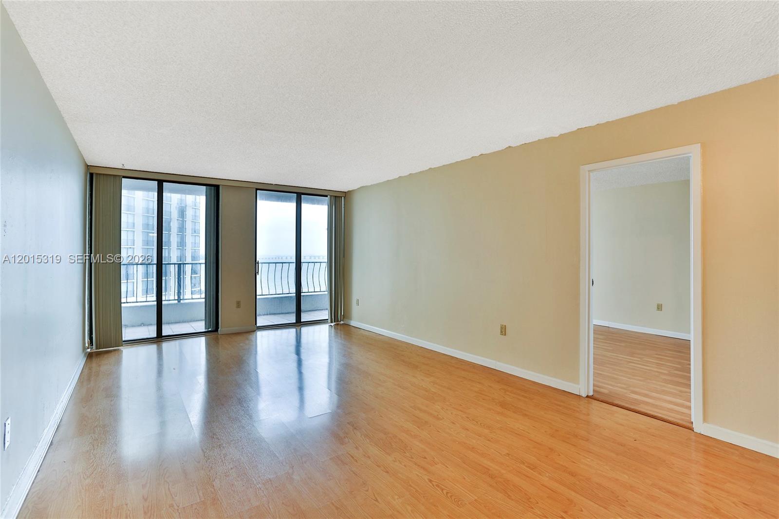 555 NE 15th St 10D