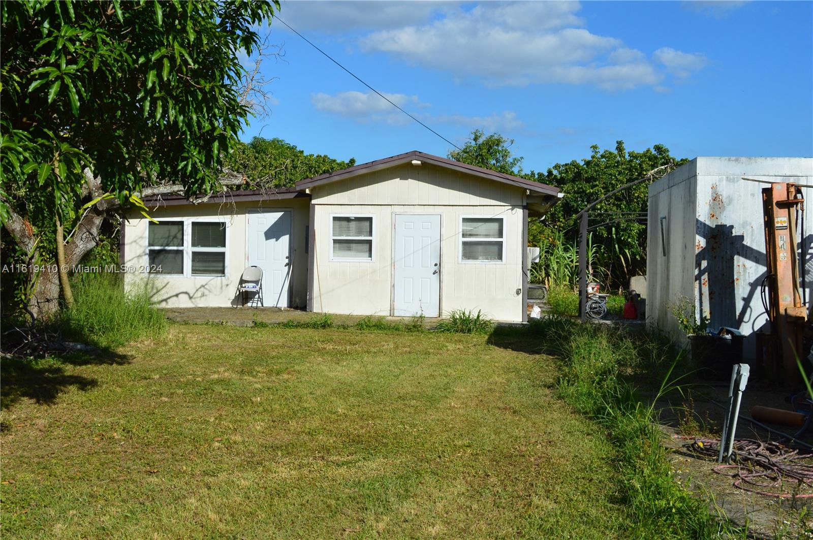 Property for Sale at 27001 Sw 187th Ave, Homestead, Miami-Dade County, Florida - Bedrooms: 2 
Bathrooms: 1  - $1,200,000