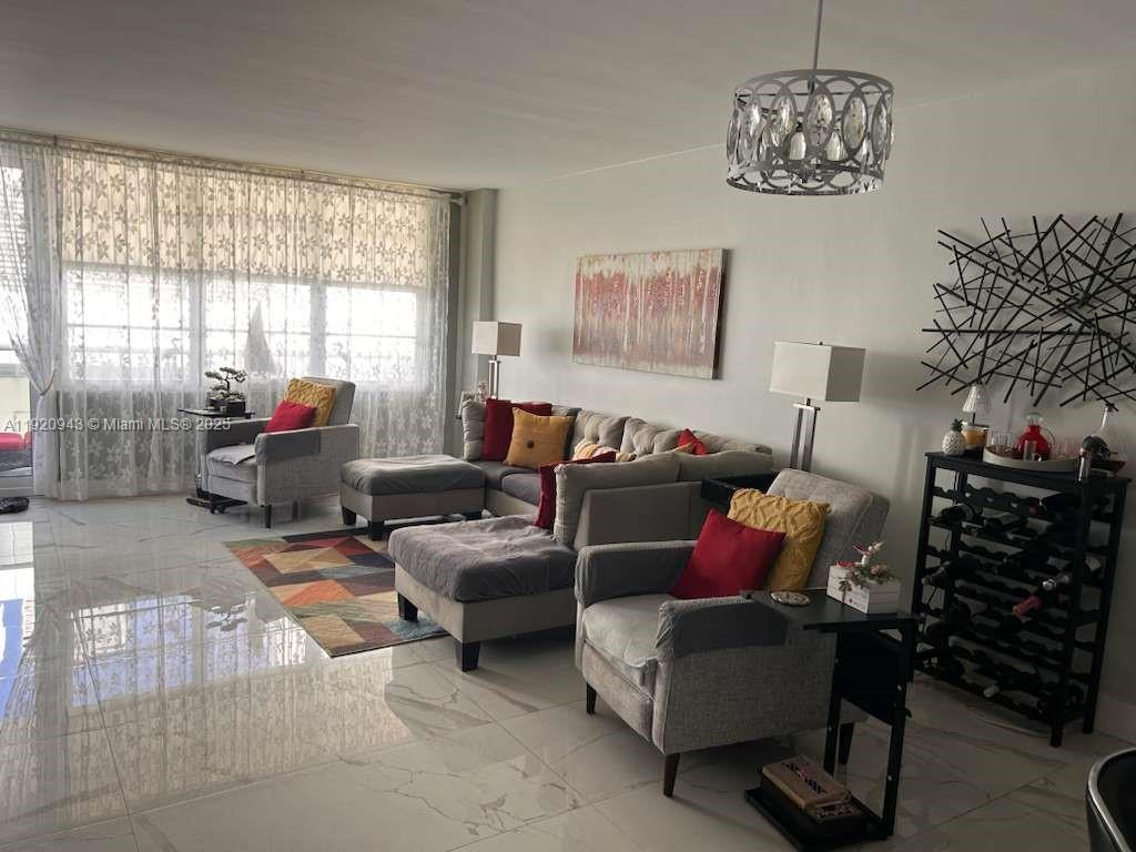 3725 S Ocean Dr 1103