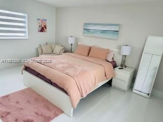 SKY LAKE - Residential