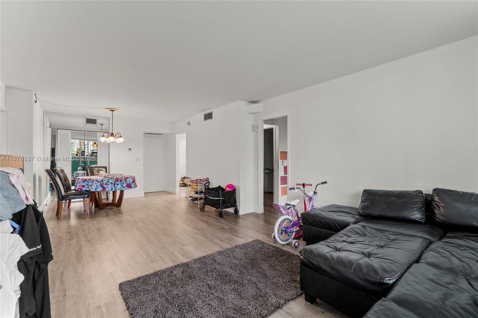 ARLEN HOUSE EAST CONDO - Residential