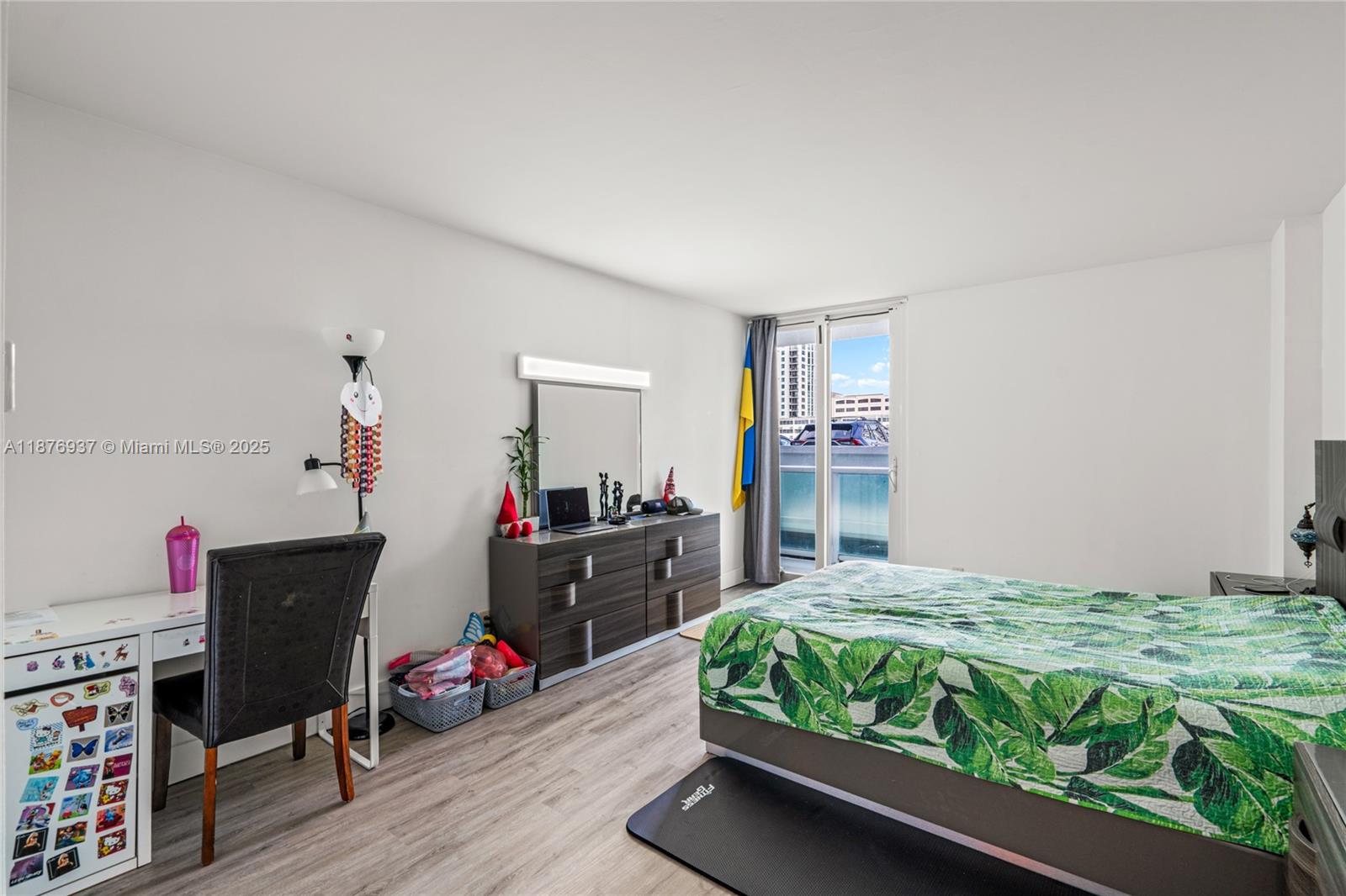 ARLEN HOUSE EAST CONDO - Residential